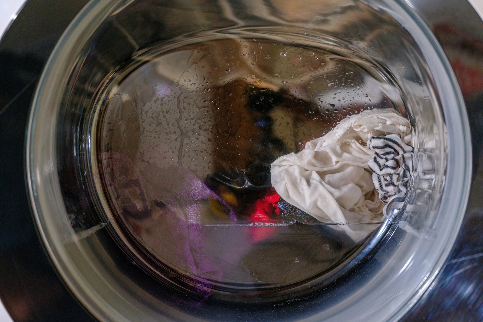Kleidung mit Flecken nach dem Waschen